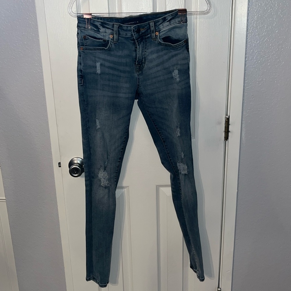 Aeropostale men’s blue distressed jeans